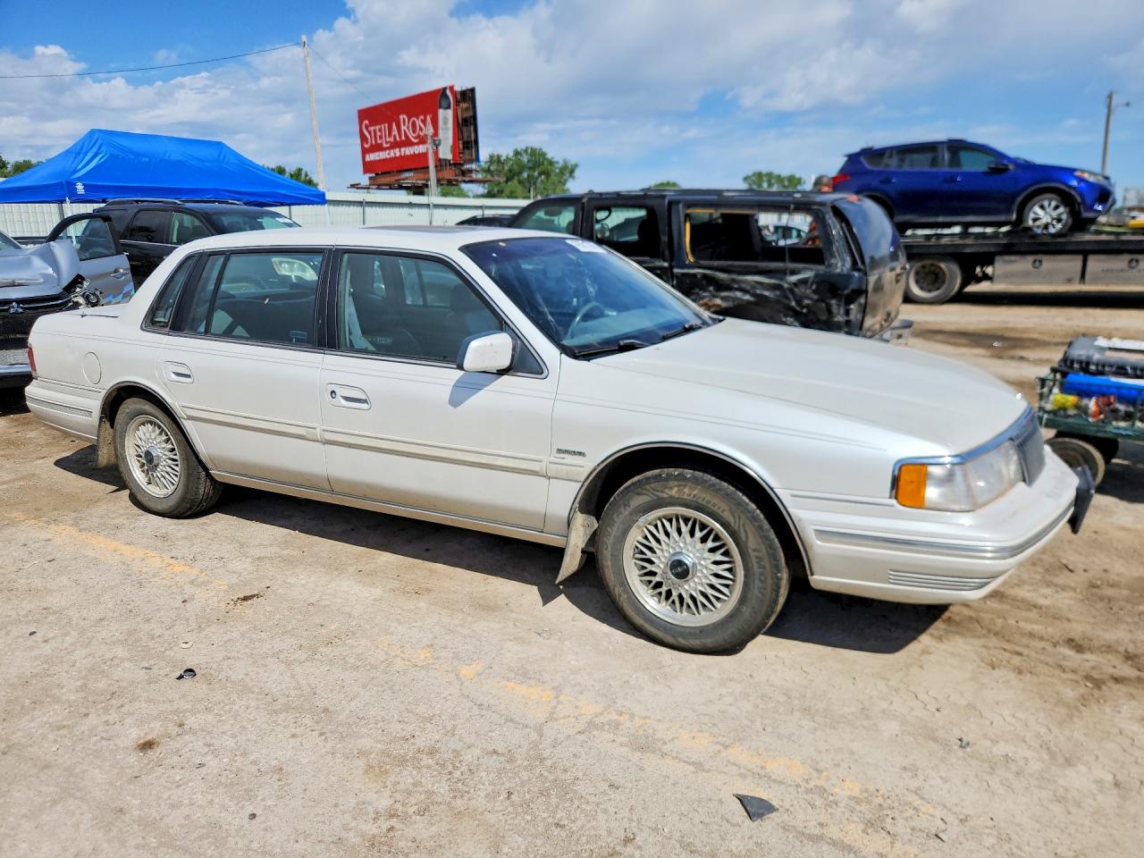 1993 Lincoln Continentl VIN 1LNLM9843PY652177 photo 4