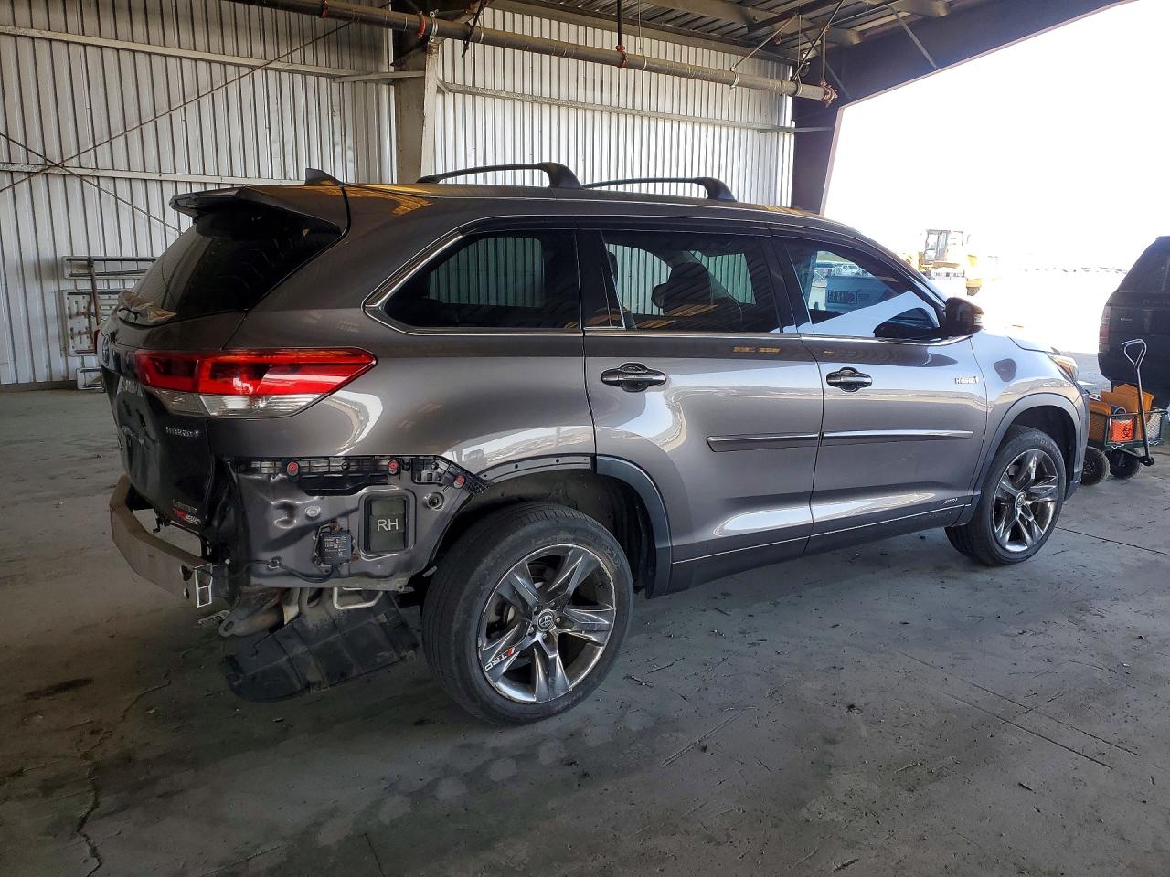 2017 Toyota Highlander VIN 5TDDGRFH6HS023905 photo 3