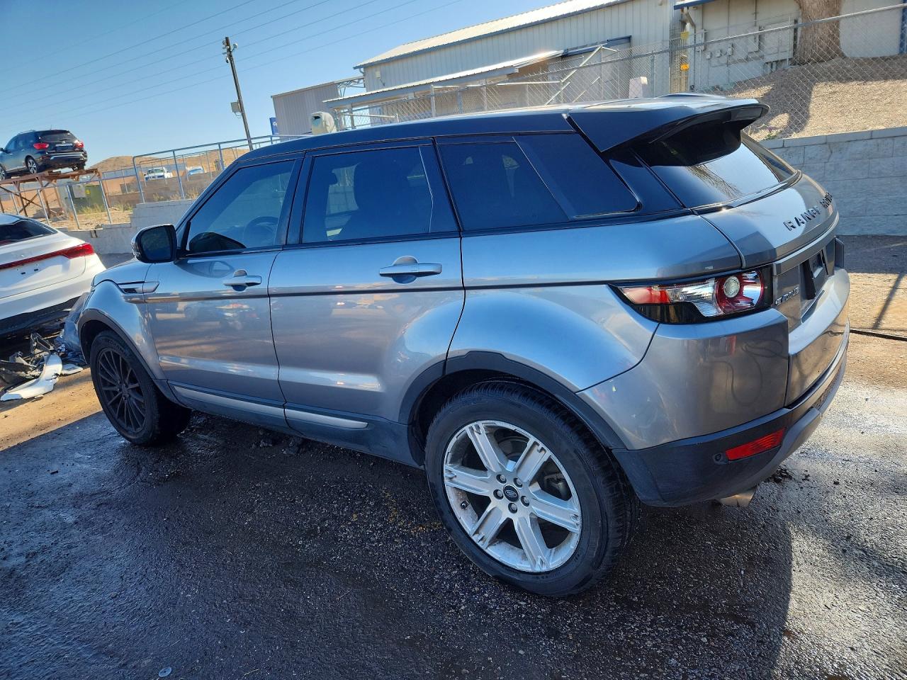 2013 LAND Rangerover VIN SALVP2BG1DH799312 photo 2