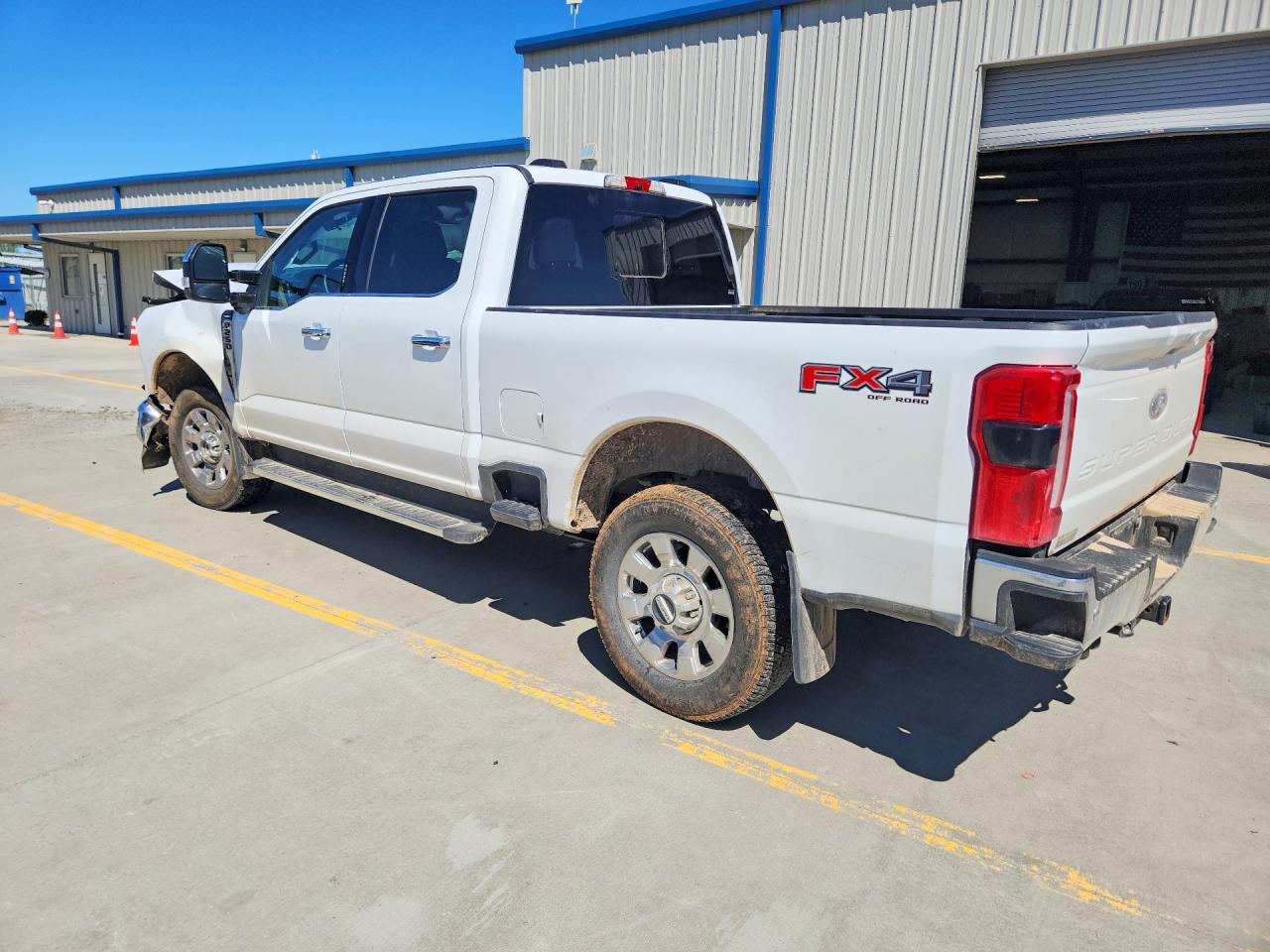 2023 Ford F-250 supe VIN 1FT8W2BN9PEC19803 photo 2