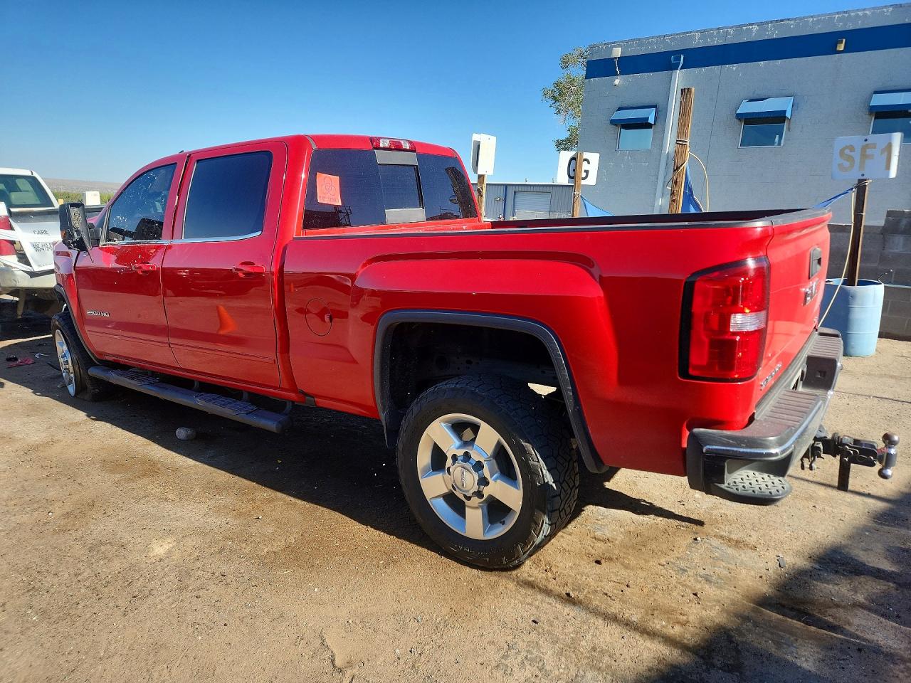 2018 GMC SIERRA VIN 1GT12SEG0JF145182 photo 2