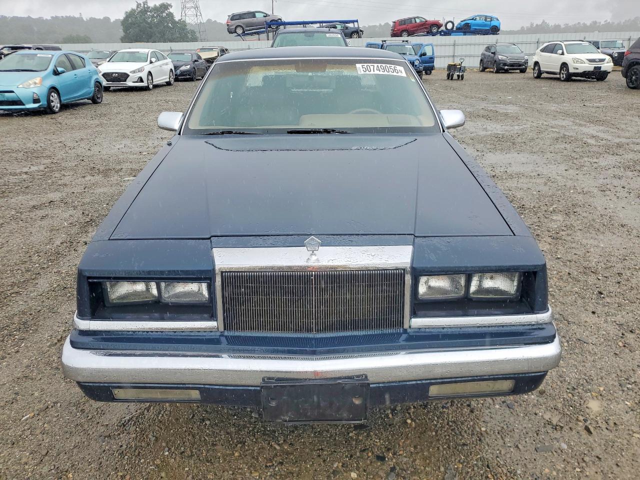 1988 Chrysler New yorker VIN 1C3BU6631JD113553 photo 5