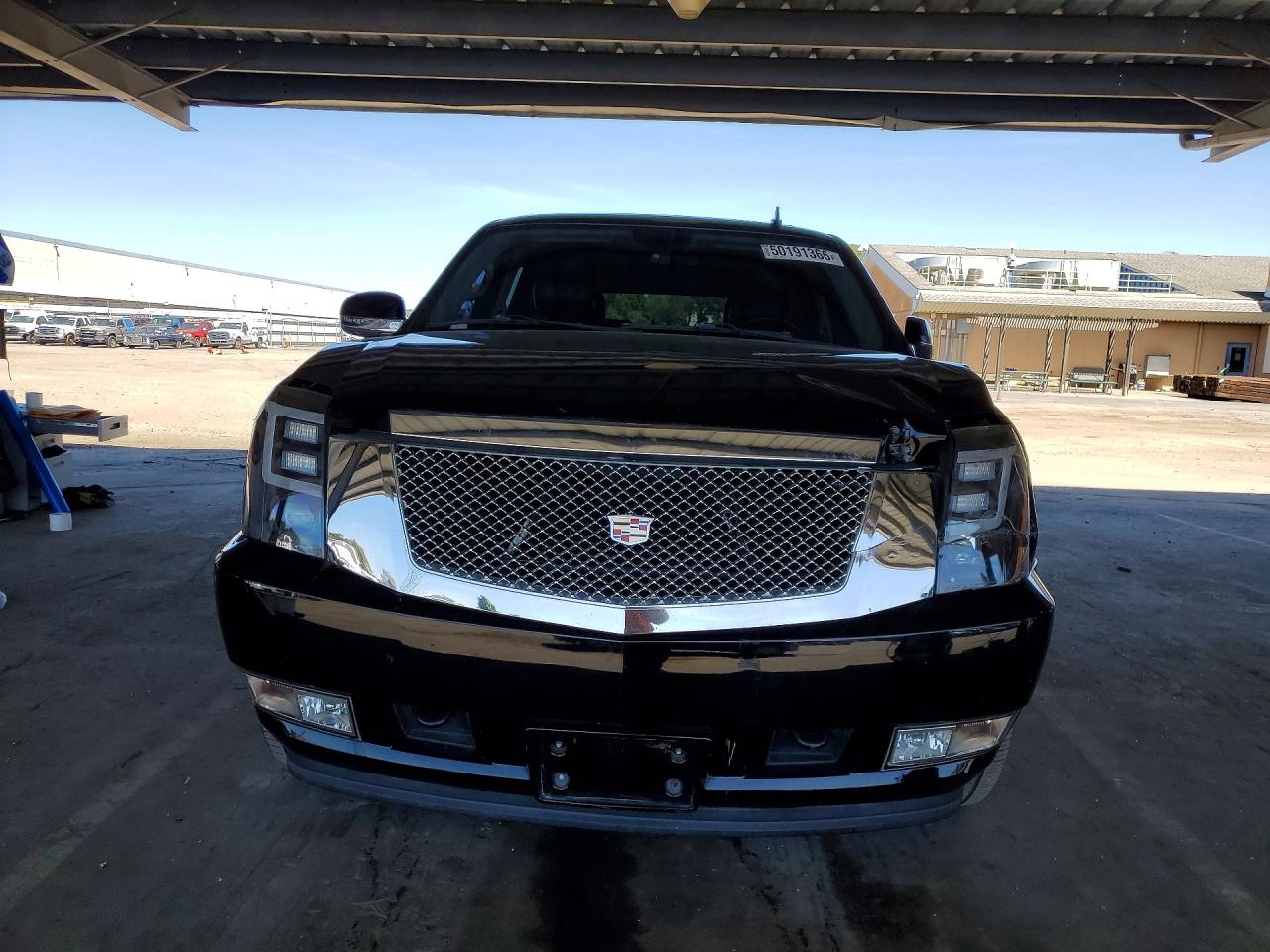 2011 CADILLAC Escalade VIN 1GYS3EEJ0BR278145 photo 5