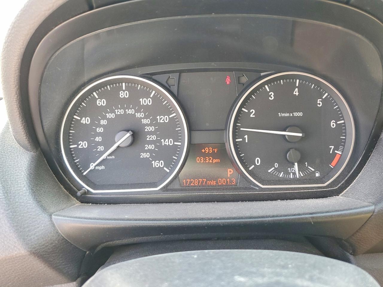 2013 BMW 1 series VIN WBAUP7C52DVP24162 photo 9