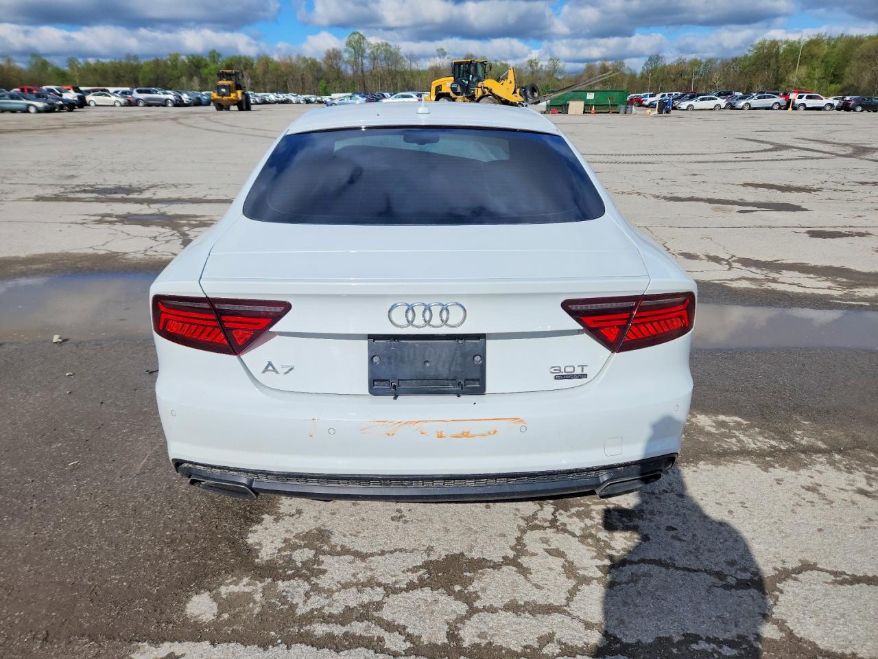 2017 AUDI A7 VIN WAUW2AFC3HN056716 photo 6