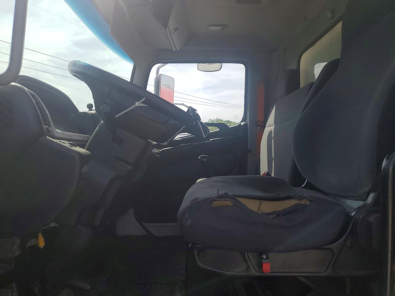 2017 HINO All models VIN 5PVNE8JV3H4S55794 photo 7