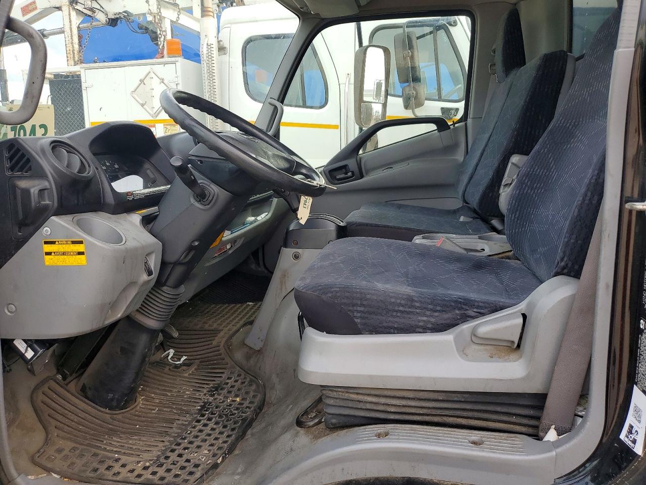 2018 HINO All other VIN JHHSDM2H7JK008249 photo 7