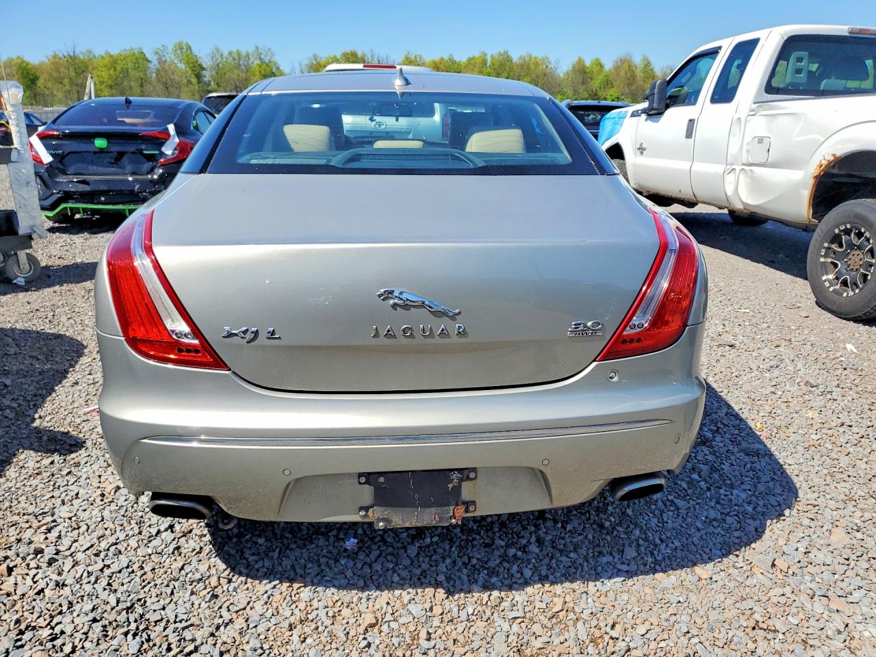 2013 Jaguar Xj VIN SAJWJ2GD4D8V51942 photo 6