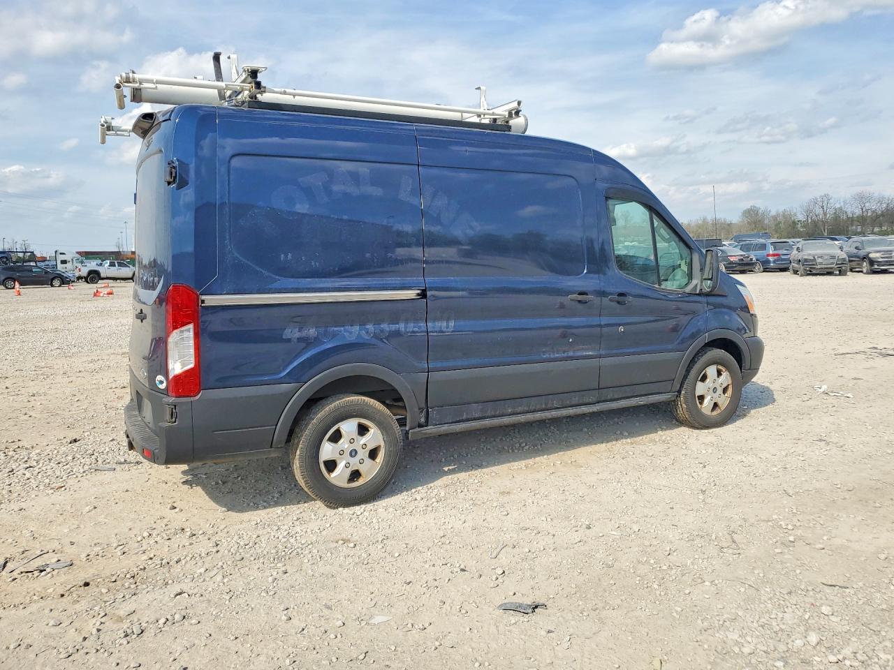 2019 Ford Transit VIN 1FTYR1CV6KKA52343 photo 3