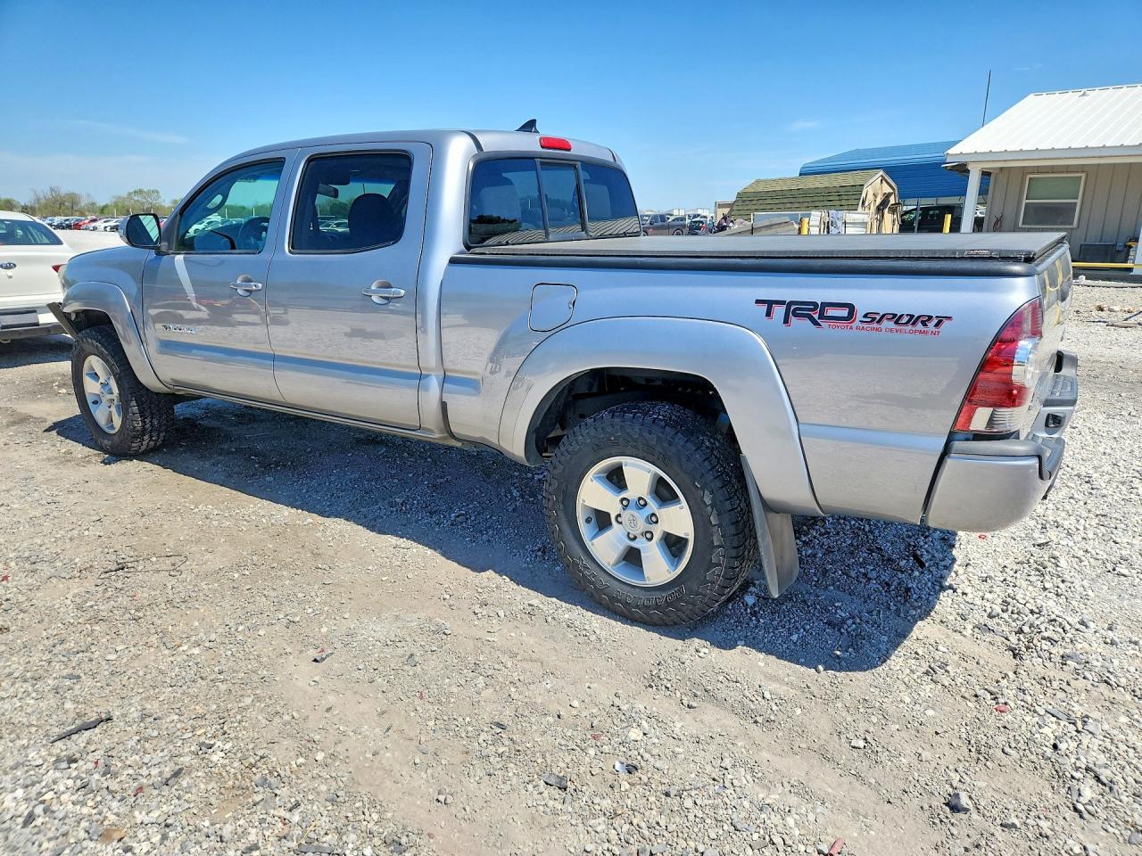 2014 Toyota Tacoma VIN 3TMKU4HN3EM041134 photo 2