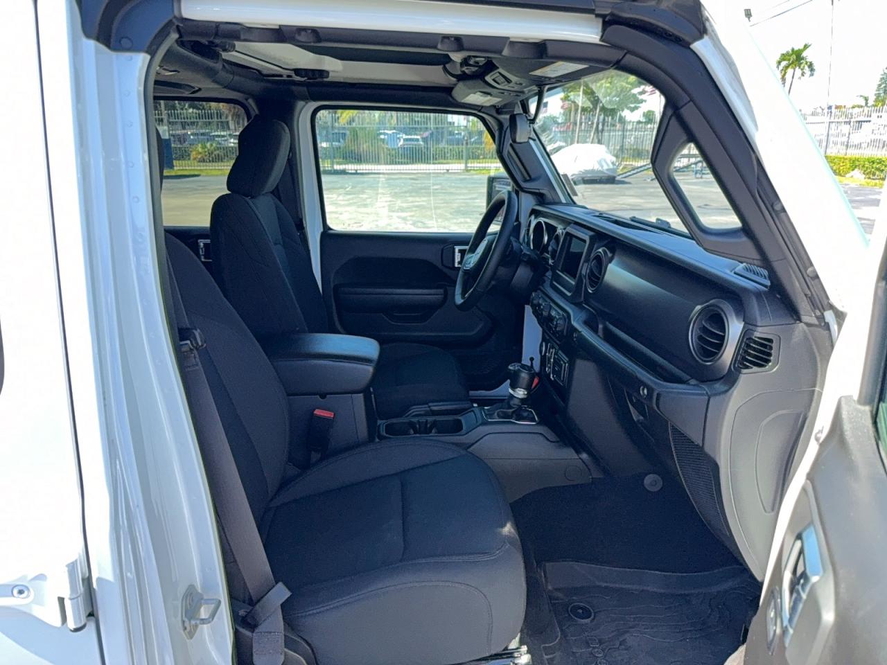 2023 Jeep Gladiator VIN 1C6HJTAG4PL564716 photo 5