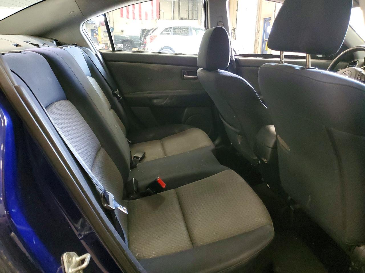 2005 Mazda 3 VIN JM1BK32F851348958 photo 10