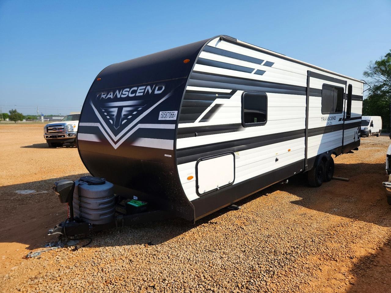 2024 GRAND Transcend VIN 573TT3321R8830822 photo 2