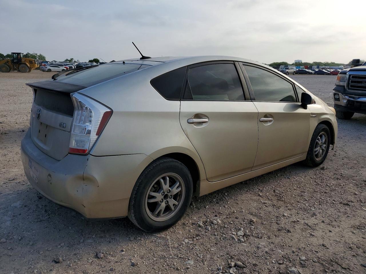 2010 Toyota Prius ii VIN JTDKN3DU3A0062731 photo 3