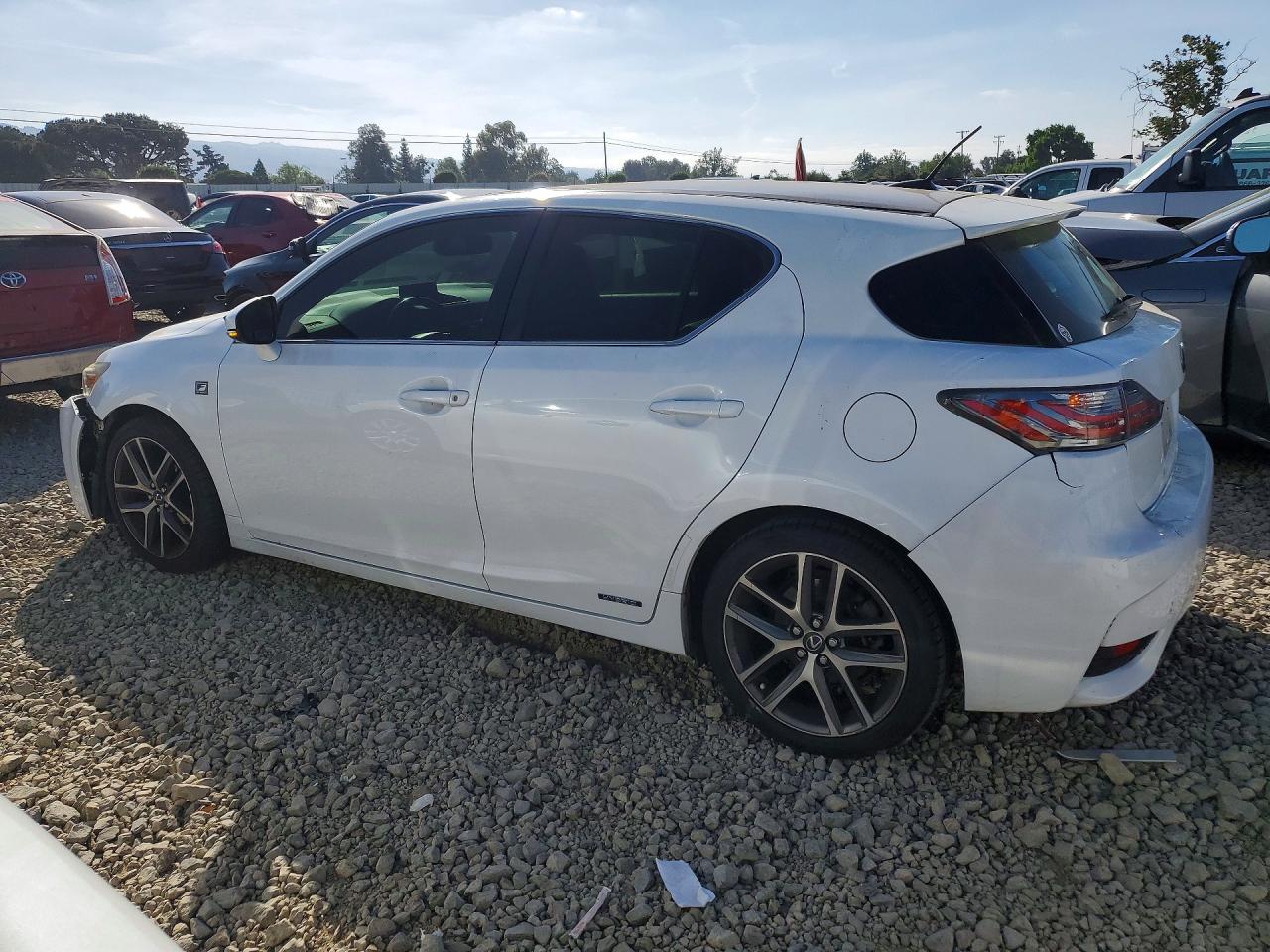 2015 Lexus Ct 200 VIN JTHKD5BH1F2229277 photo 2