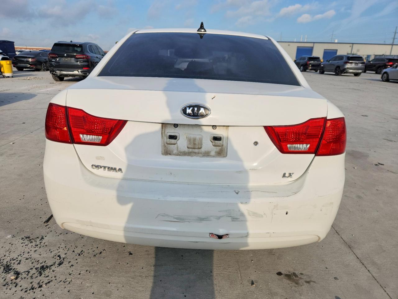 2009 Kia Optima VIN KNAGE228595360330 photo 6