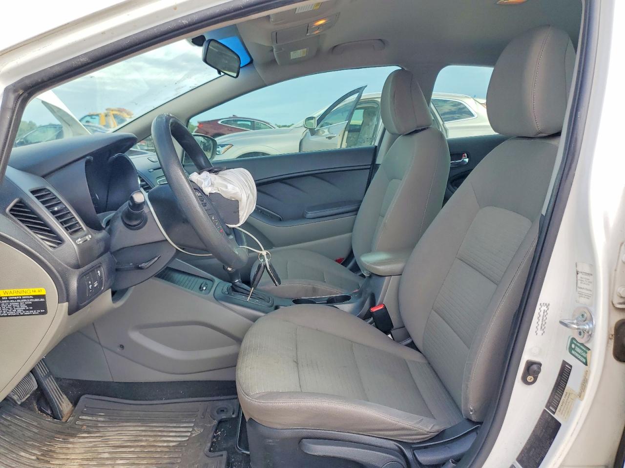 2014 Kia Forte VIN KNAFX4A65E5059861 photo 7