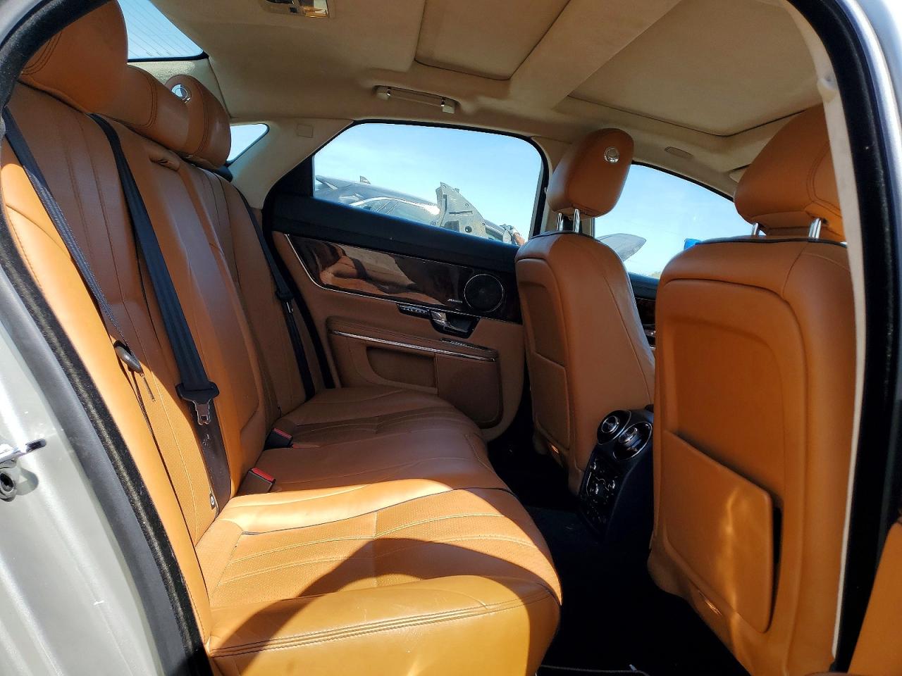 2013 Jaguar Xj VIN SAJWA1C75D8V43553 photo 10