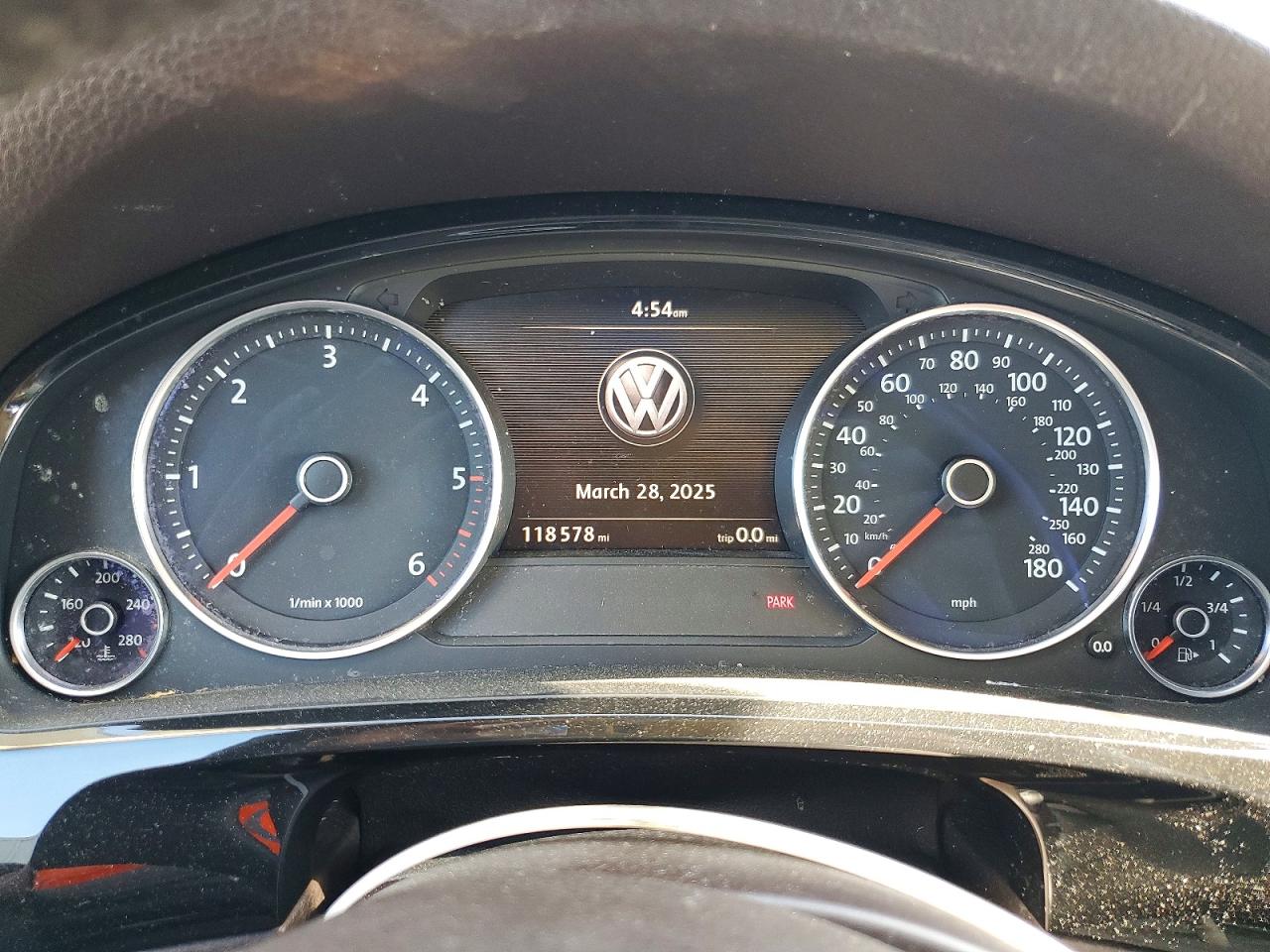 2013 VOLKSWAGEN Touareg VIN WVGEP9BP2DD004450 photo 9