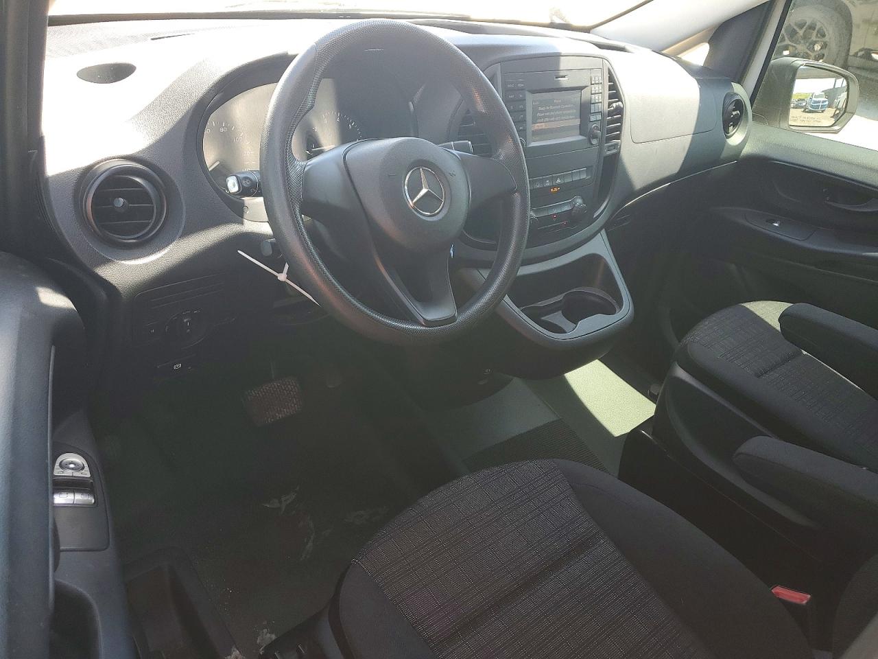 2019 Mercedes-Benz Metris VIN WD3PG2EA9K3531037 photo 8