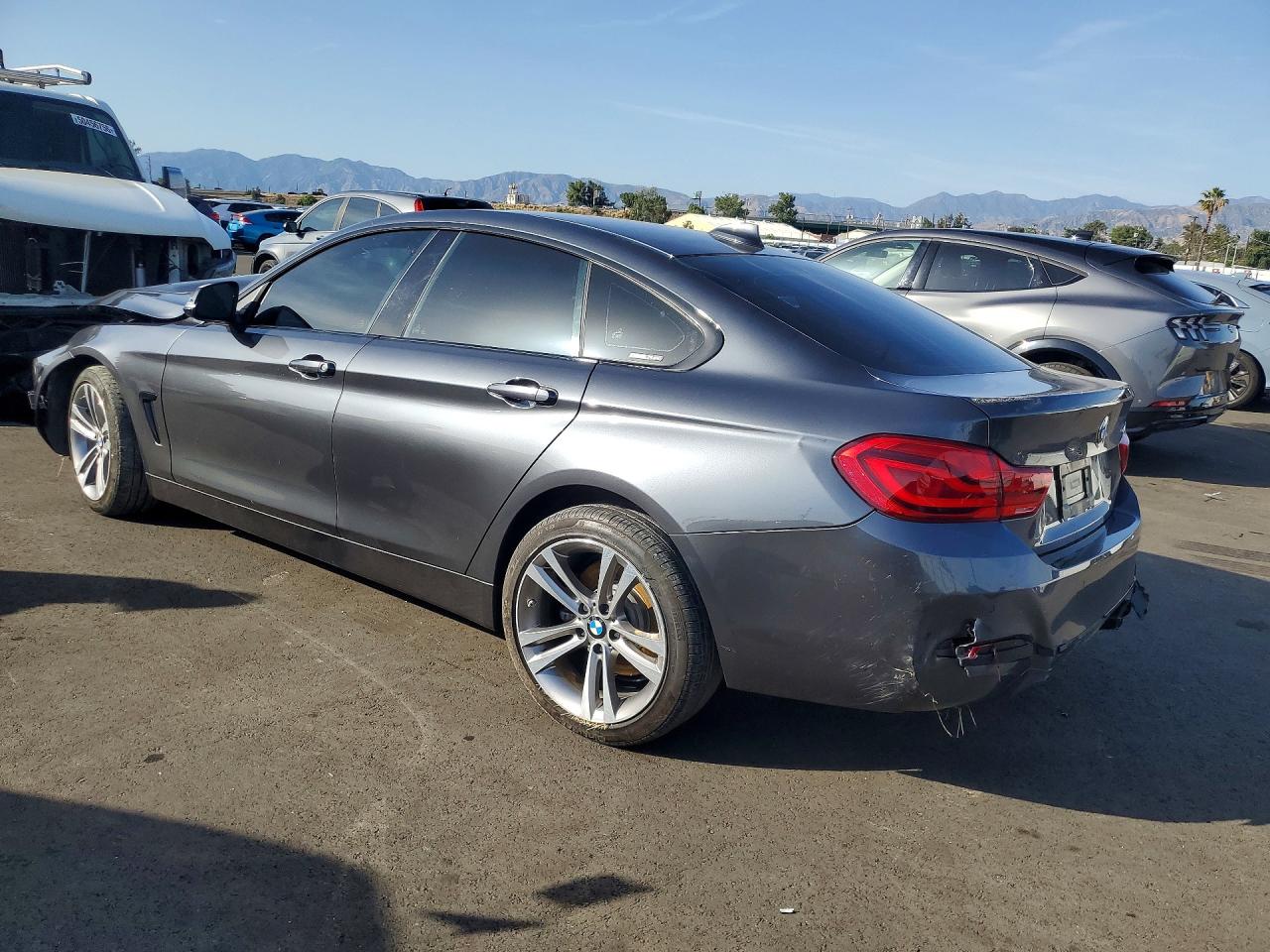 2019 BMW 4 series VIN WBA4J5C54KBM66103 photo 2