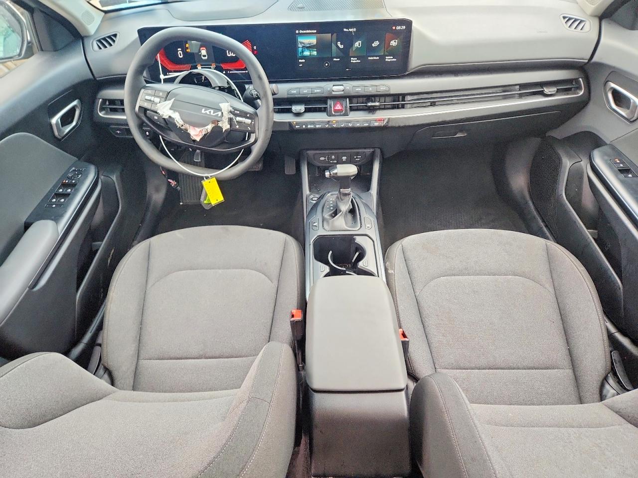 2025 Kia All other VIN 3KPFT4DE3SE016220 photo 8