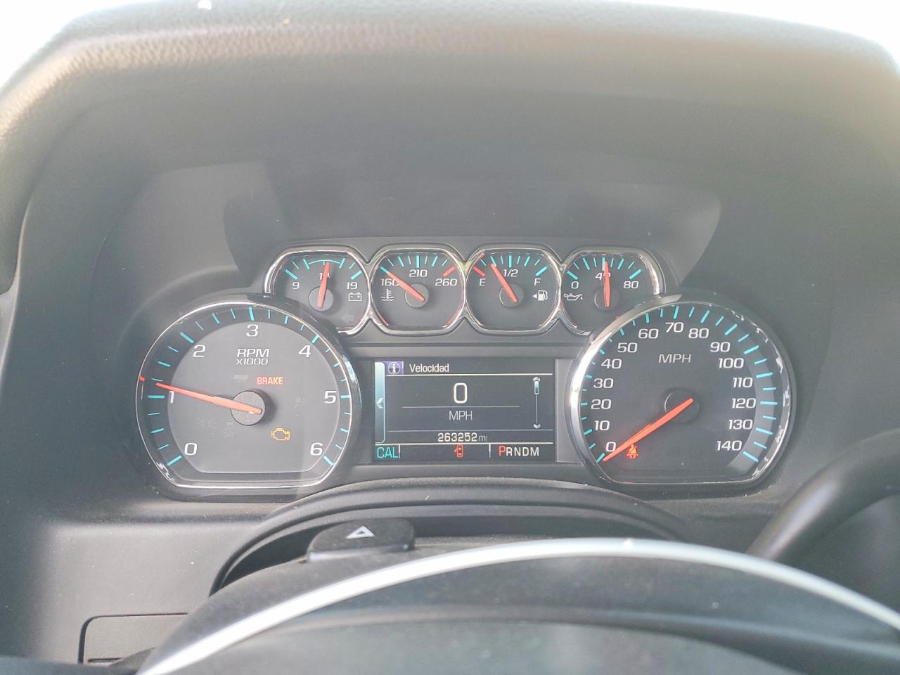 2015 Chevrolet Suburban VIN 1GNSKJKC5FR611024 photo 9