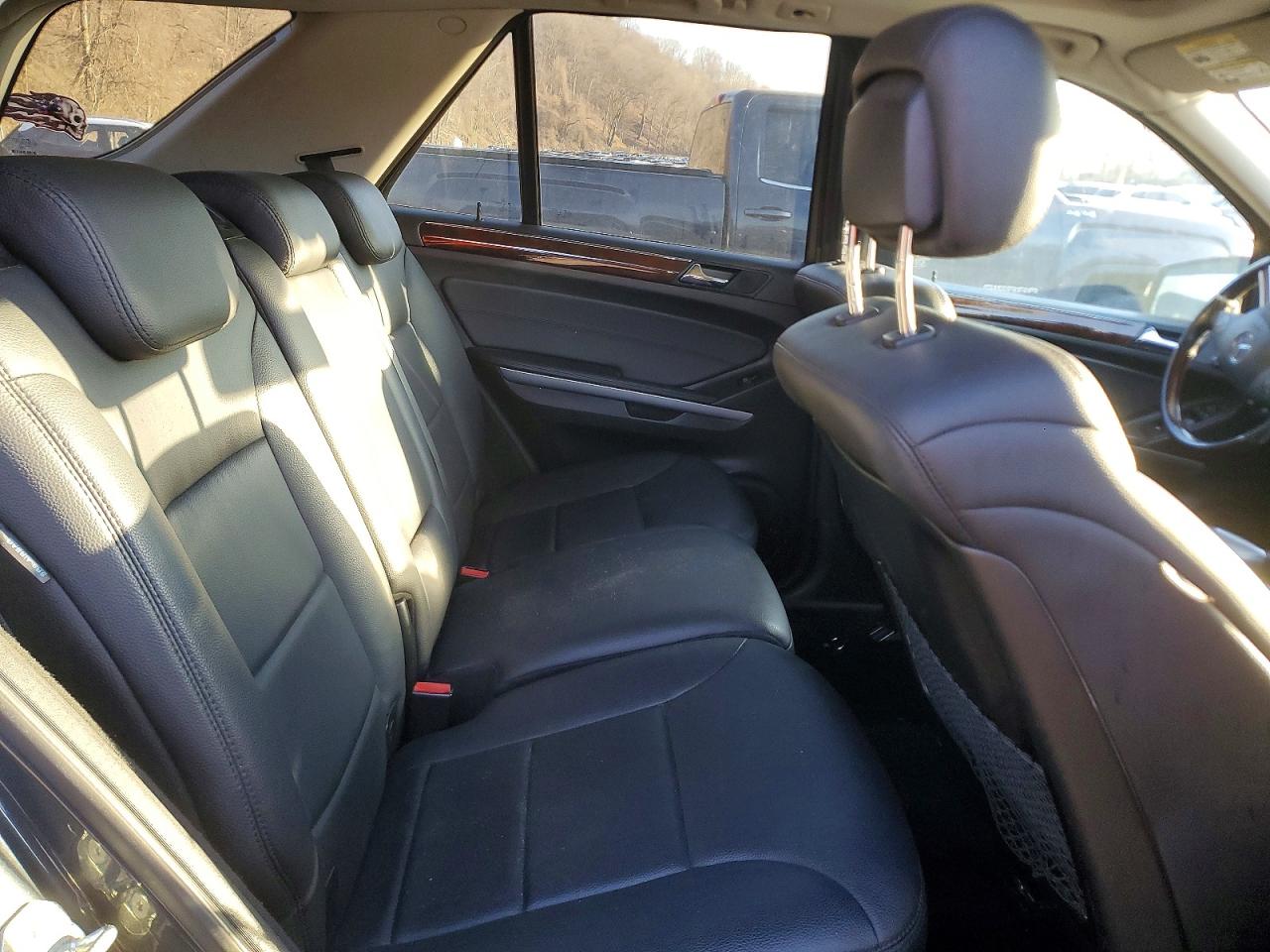 2011 Mercedes-Benz M-class VIN 4JGBB8GB7BA702933 photo 11