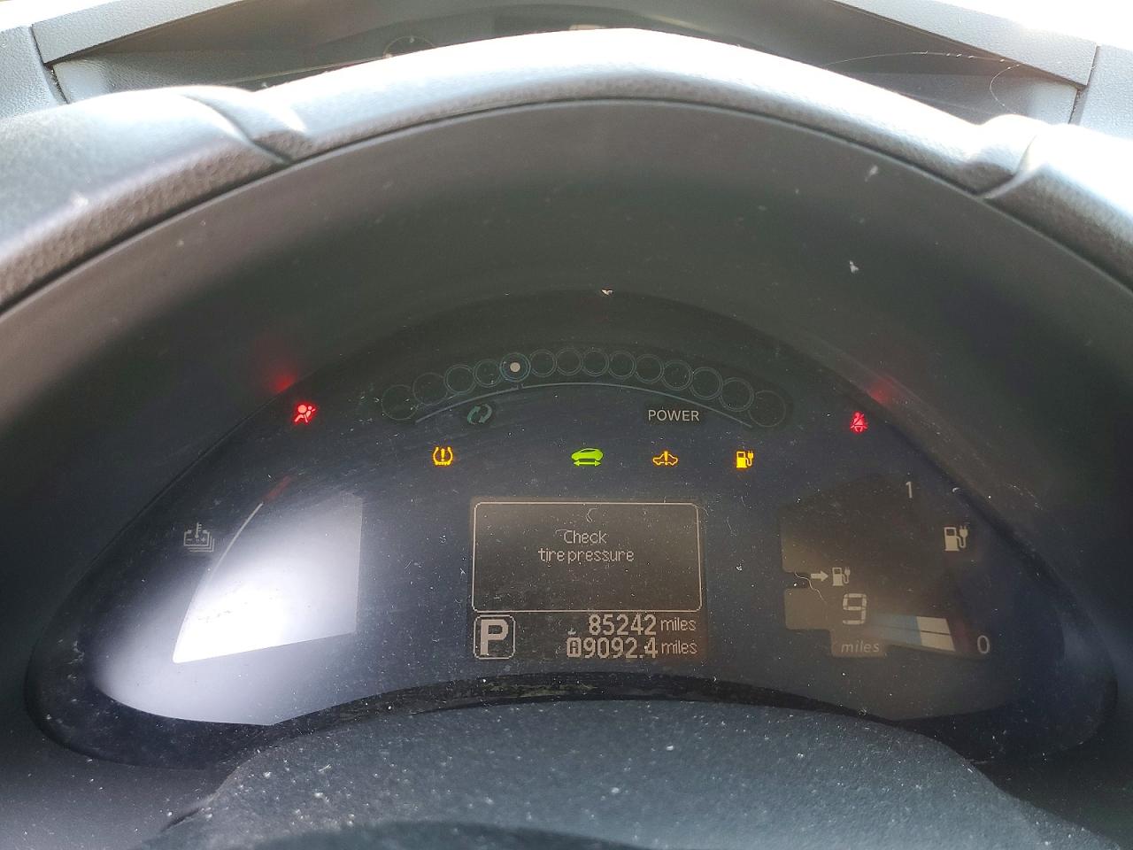 2013 NISSAN Leaf VIN 1N4AZ0CP4DC405596 photo 9