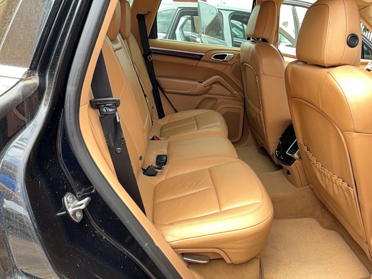 2013 Porsche Cayenne VIN WP1AF2A25DLA33125 photo 6