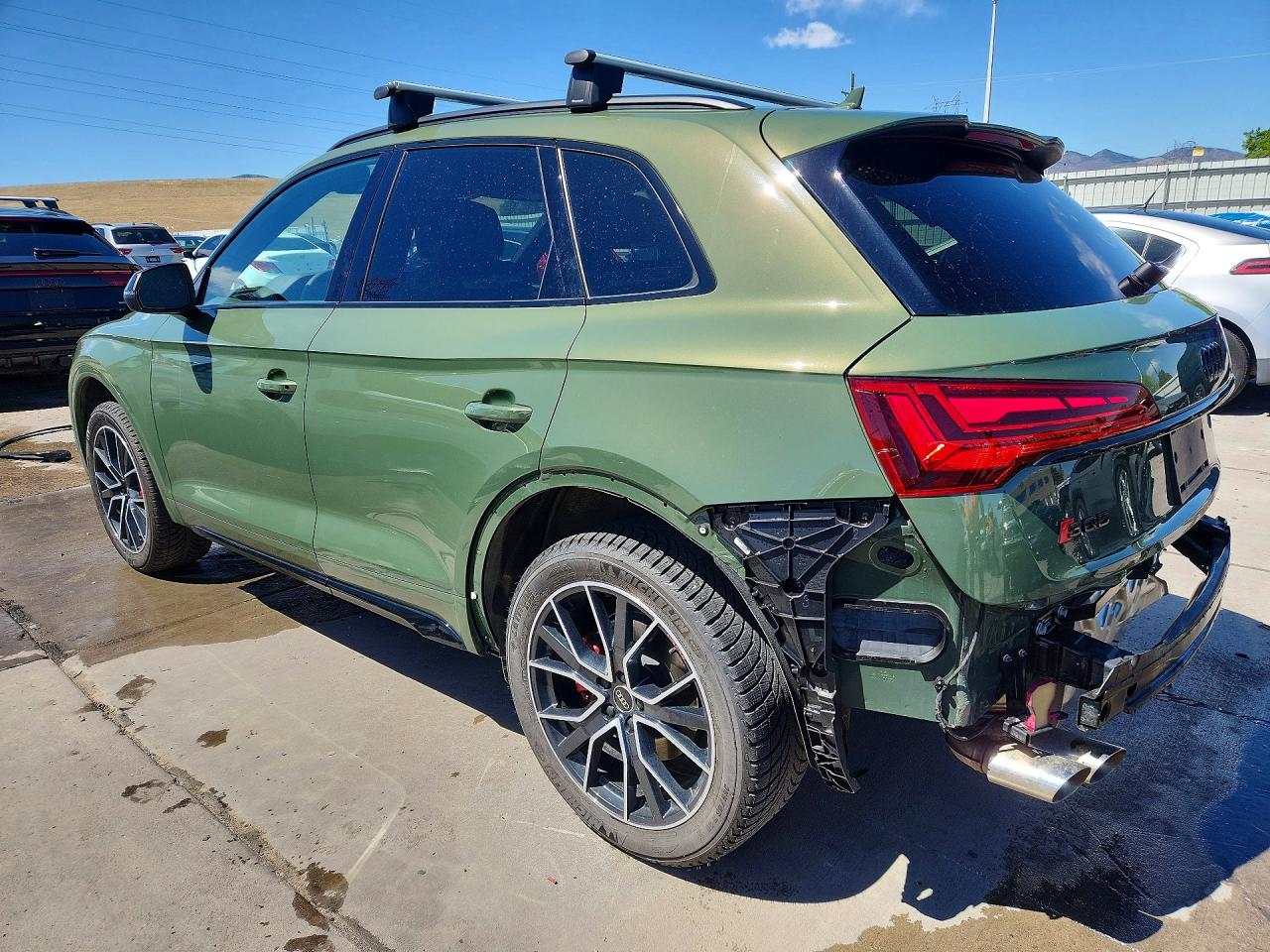 2025 Audi Sq5 VIN WA1B4AFY4S2032550 photo 2