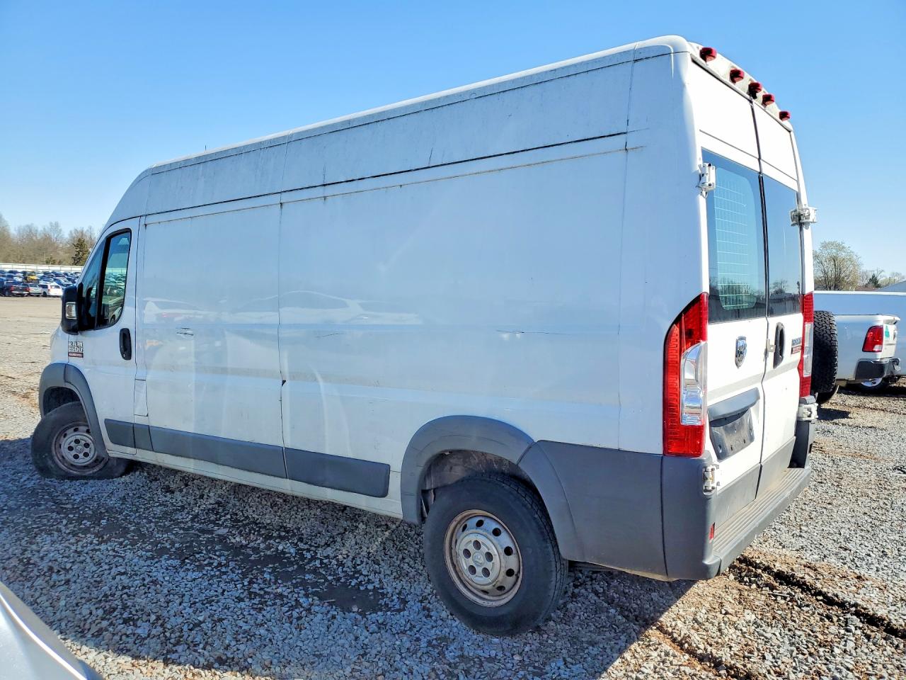 2017 Ram Promaster VIN 3C6TRVDG4HE515133 photo 2