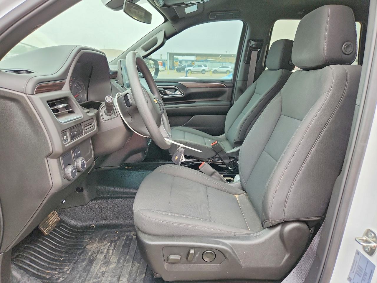 2024 Chevrolet Tahoe VIN 1GNSCLED4RR300623 photo 7