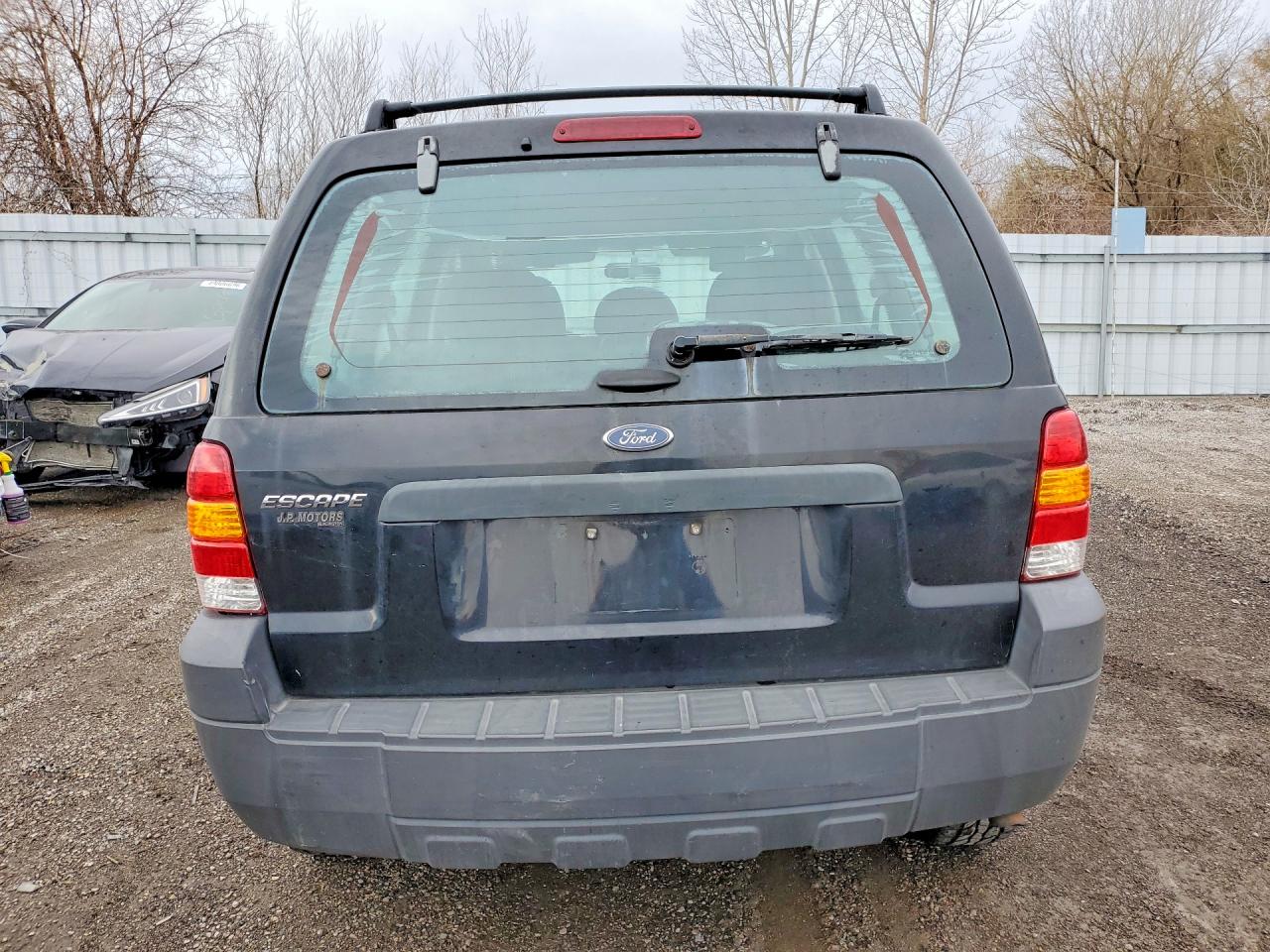 2006 Ford Escape VIN 1FMYU92Z56KA07560 photo 6