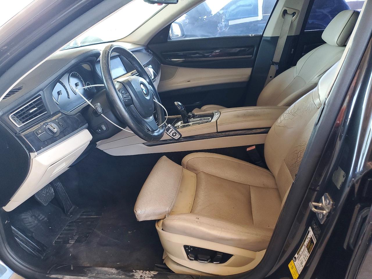 2009 BMW 7 series VIN WBAKB835X9CY62319 photo 7