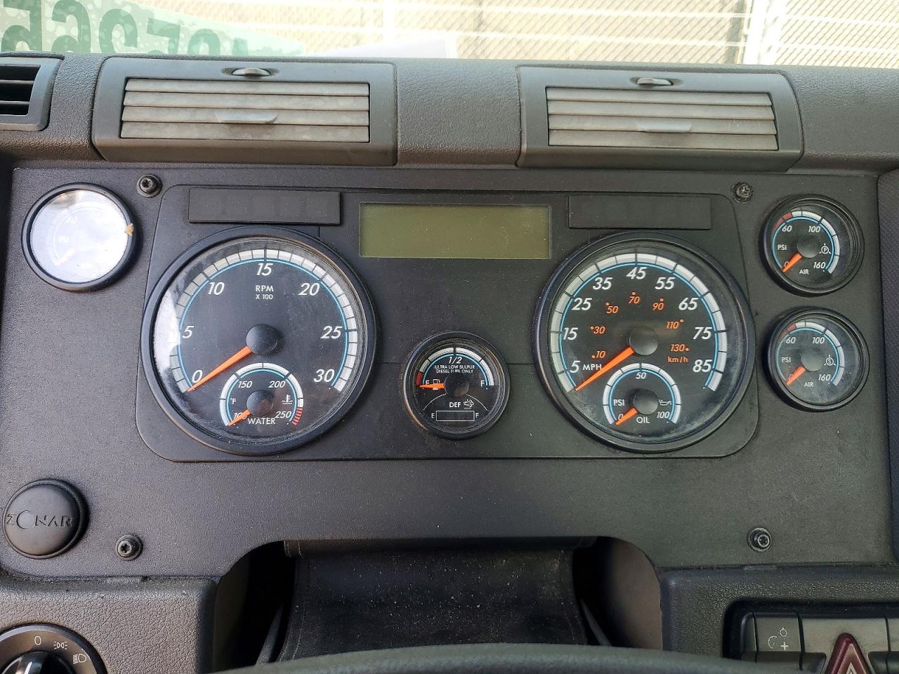 2017 FREIGHTLINER All other VIN 3AKBGADV7HSJH0164 photo 8