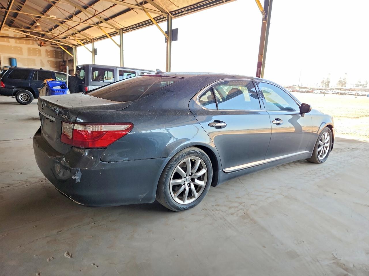 2007 Lexus Ls460 VIN JTHGL46F575000824 photo 3