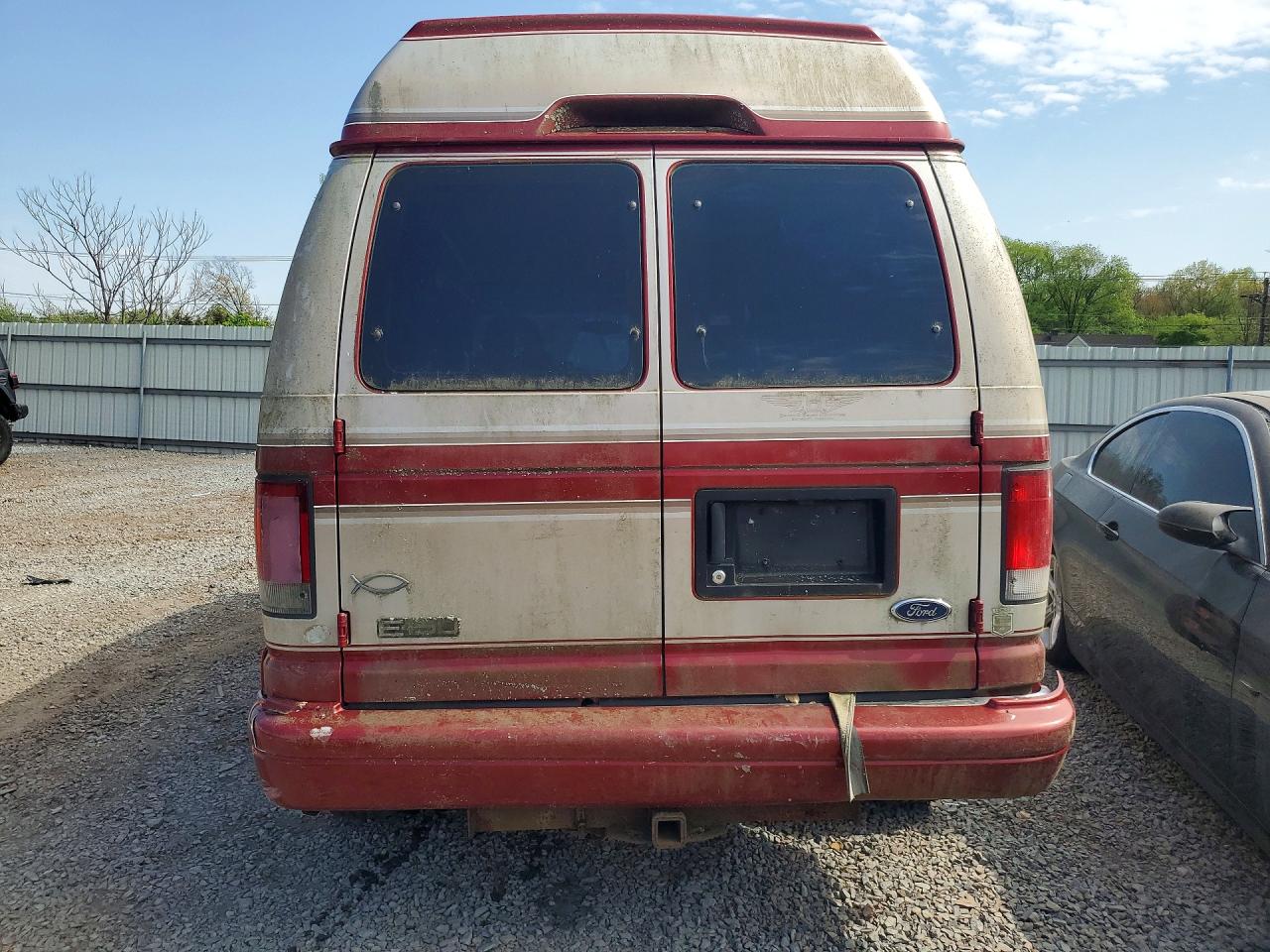 1999 Ford Econoline VIN 1FDRE14W0XHB73084 photo 6