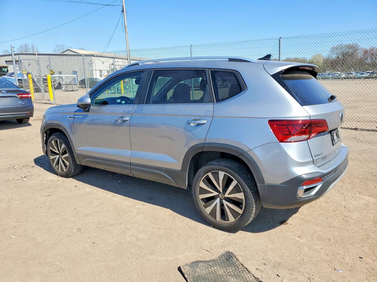2023 VOLKSWAGEN All other VIN 3VVEX7B22PM327792 photo 2