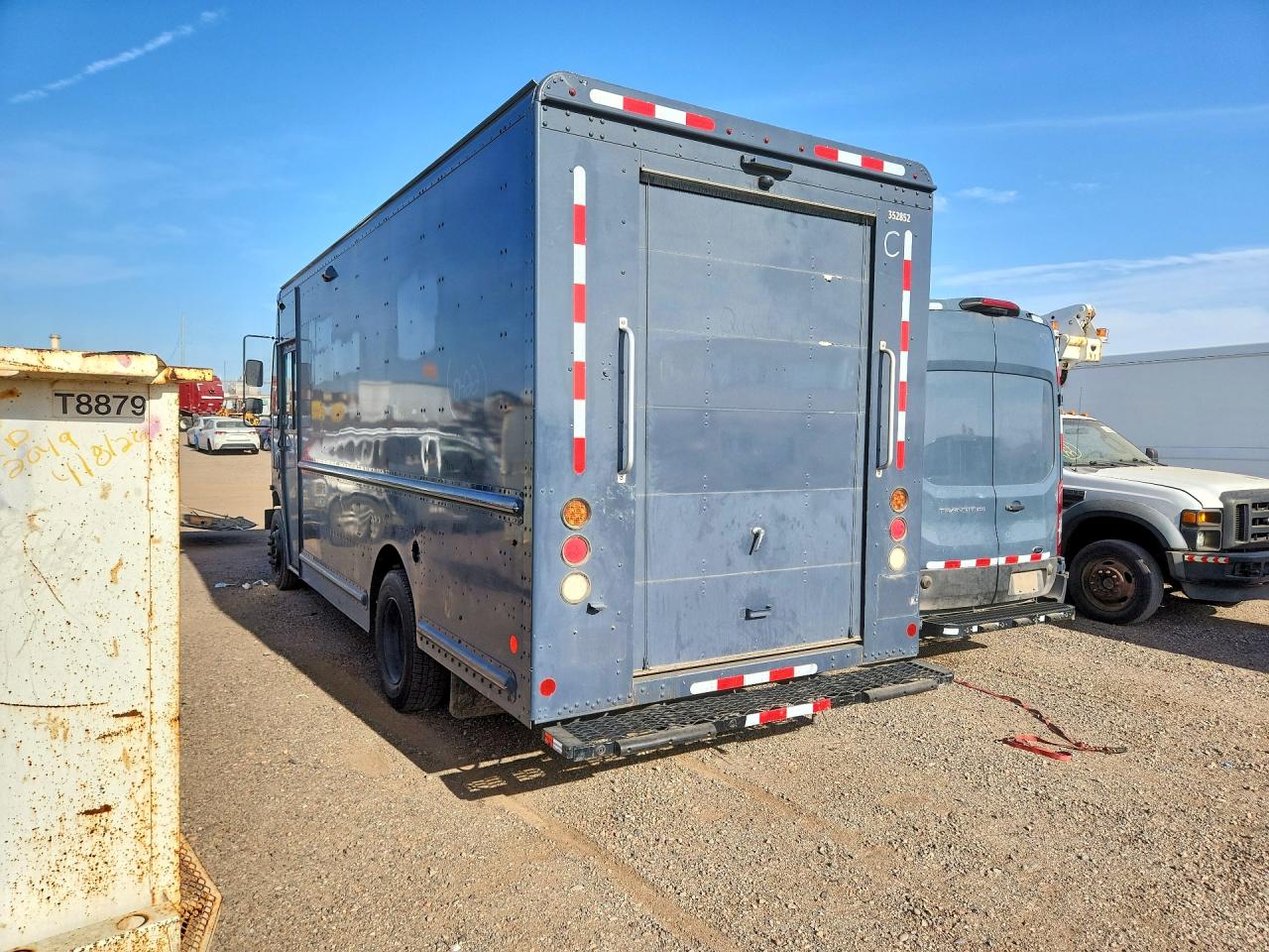 2020 FREIGHTLINER Chassis m VIN 4UZAC2EAXLCMK0422 photo 2