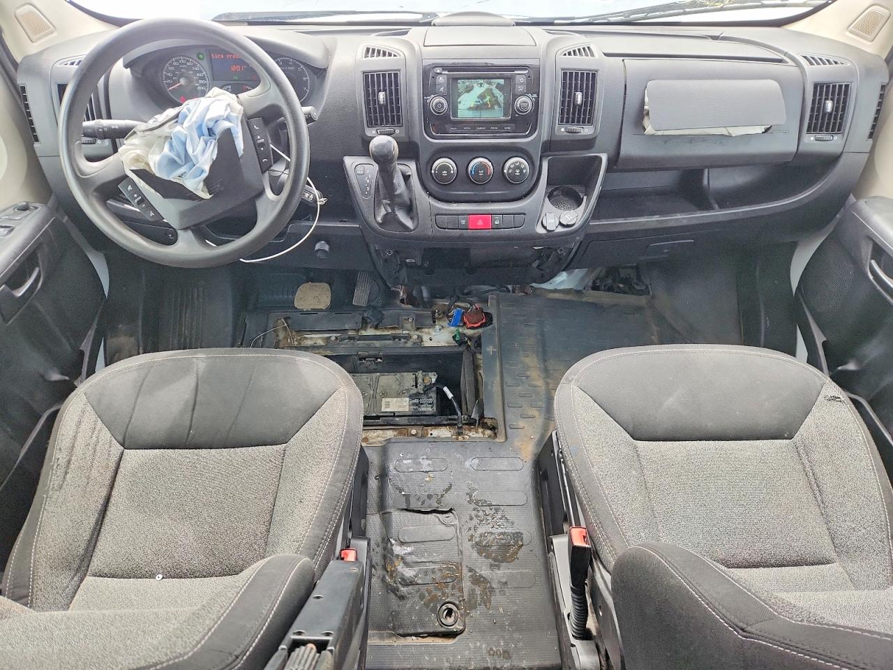 2015 RAM All models VIN 3C6URVJGXFE506748 photo 8
