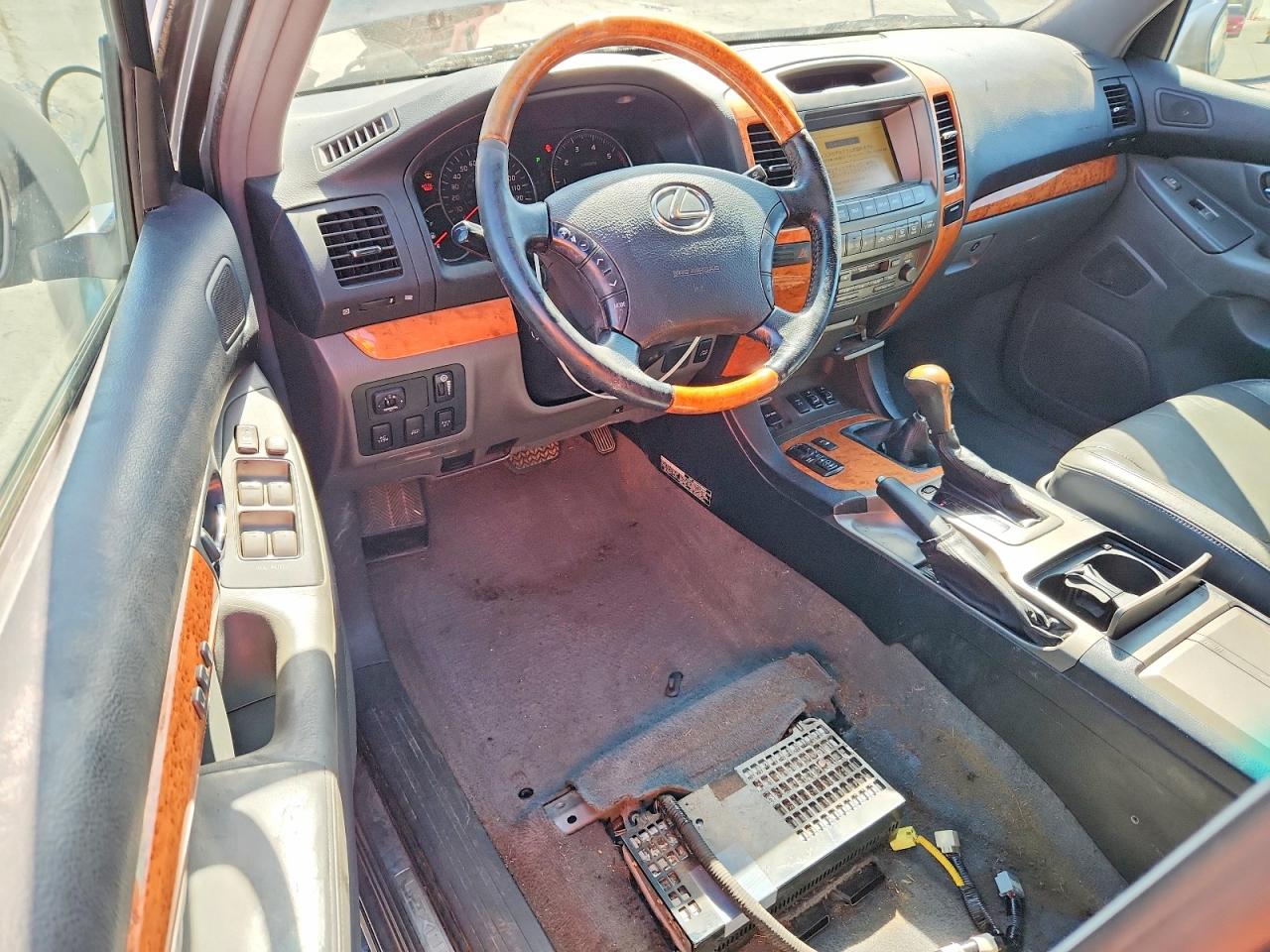 2004 Lexus Gx VIN JTJBT20X840068400 photo 8