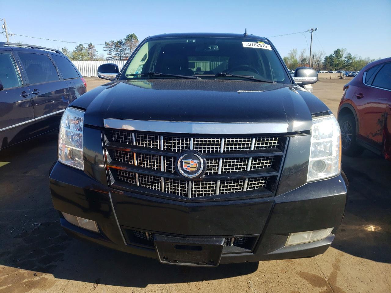 2014 Cadillac Escalade VIN 1GYS4AEF4ER104990 photo 5