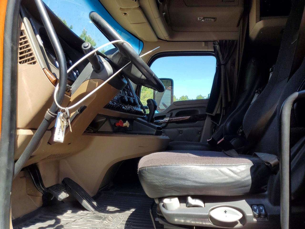 2014 KENWORTH All other VIN 1XKYD49X5EJ401726 photo 5