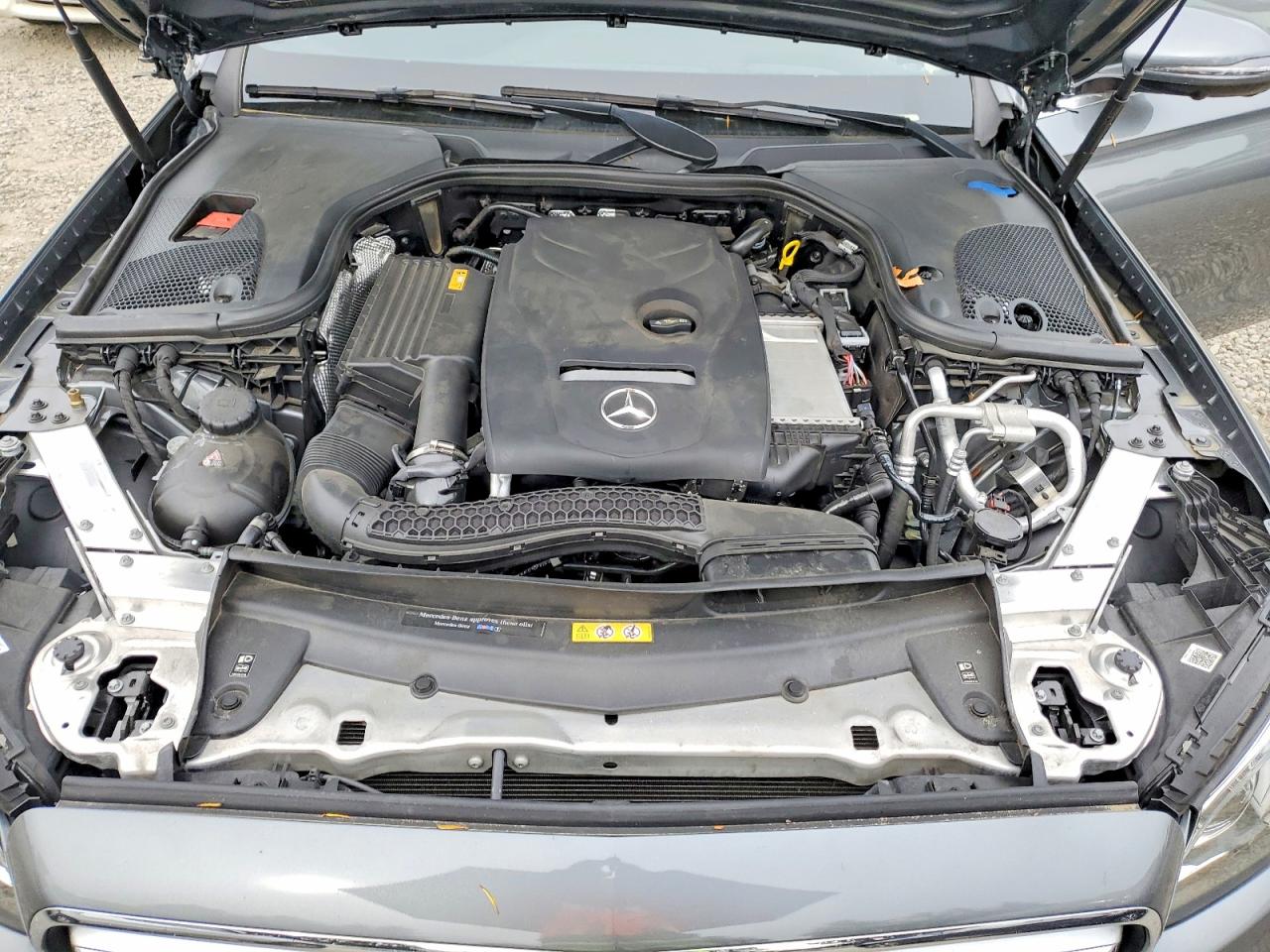 2018 Mercedes-Benz E-class VIN WDDZF4KB2JA371898 photo 11