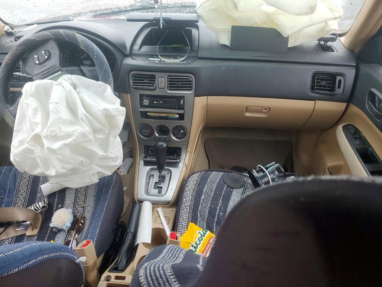 2004 Subaru Forester VIN JF1SG63694H711779 photo 8
