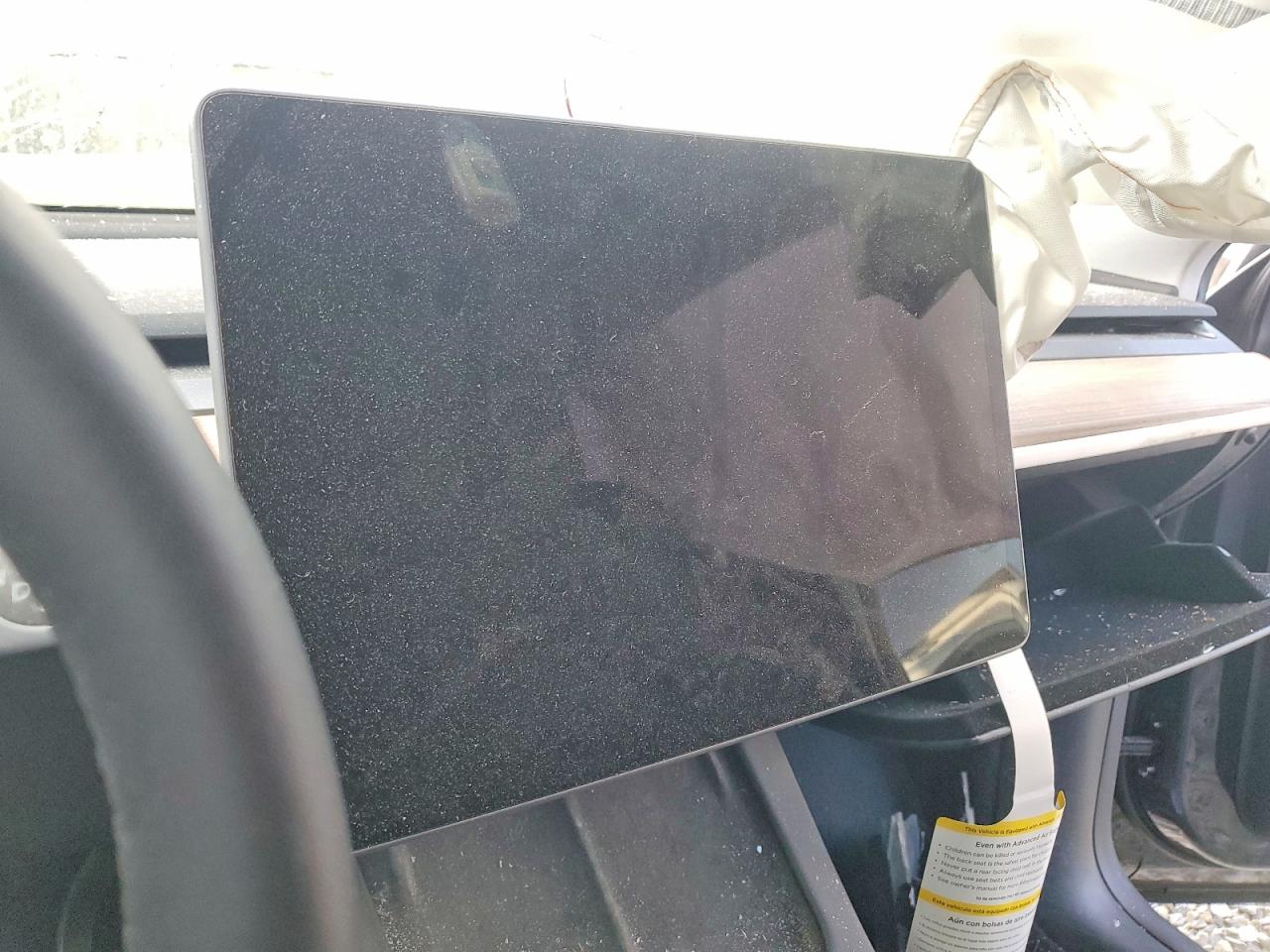 2025 Model y VIN 7SAYGDED1SA365440 photo 9