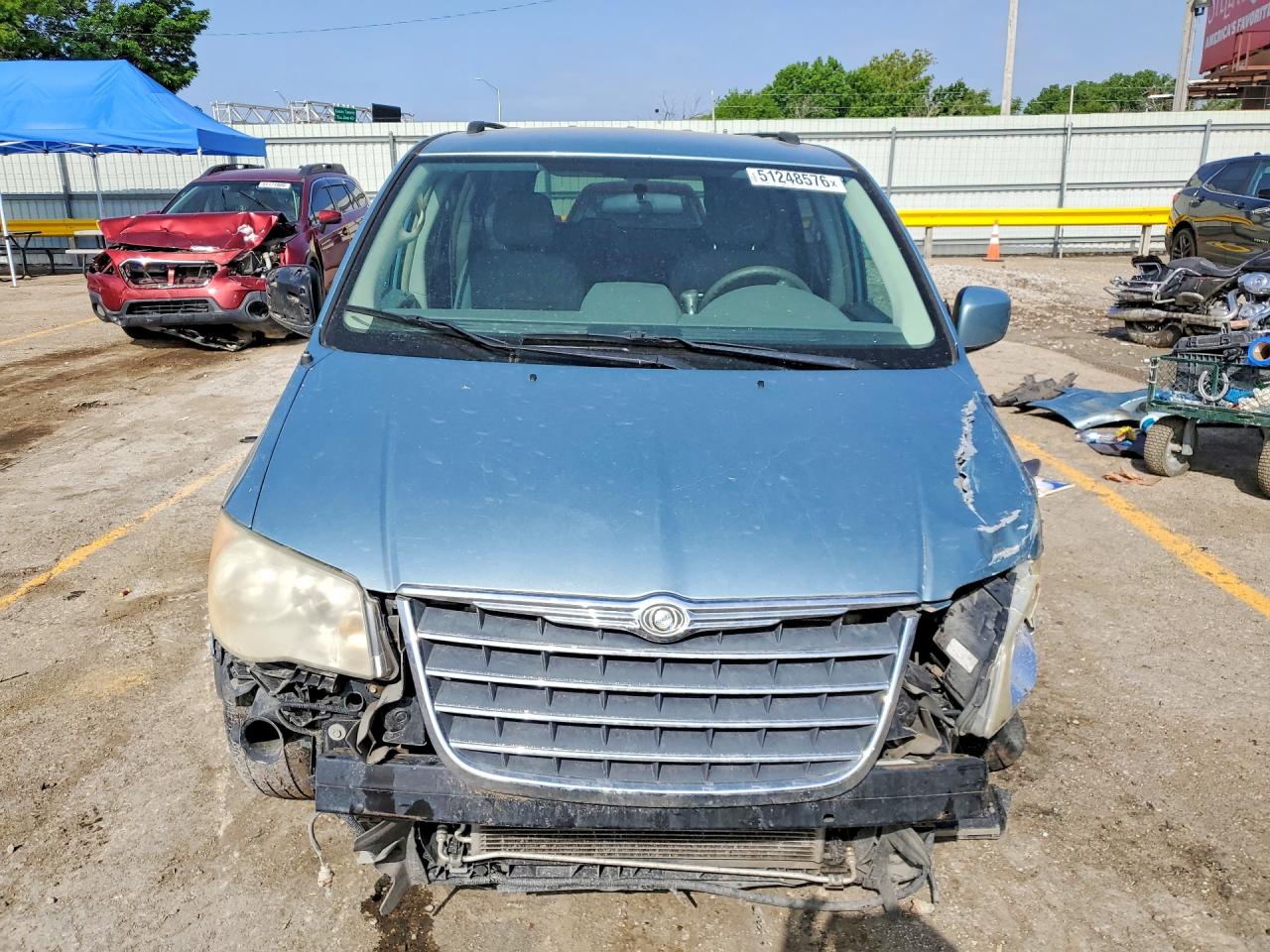 2010 Chrysler Minivan VIN 2A4RR5D18AR492405 photo 5