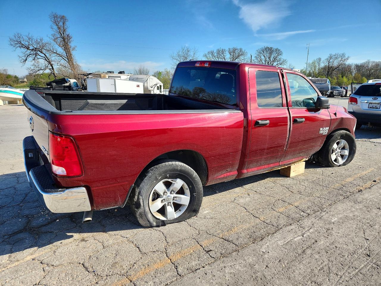 2024 Ram 1500 VIN 1C6RR7GG4RS147519 photo 3