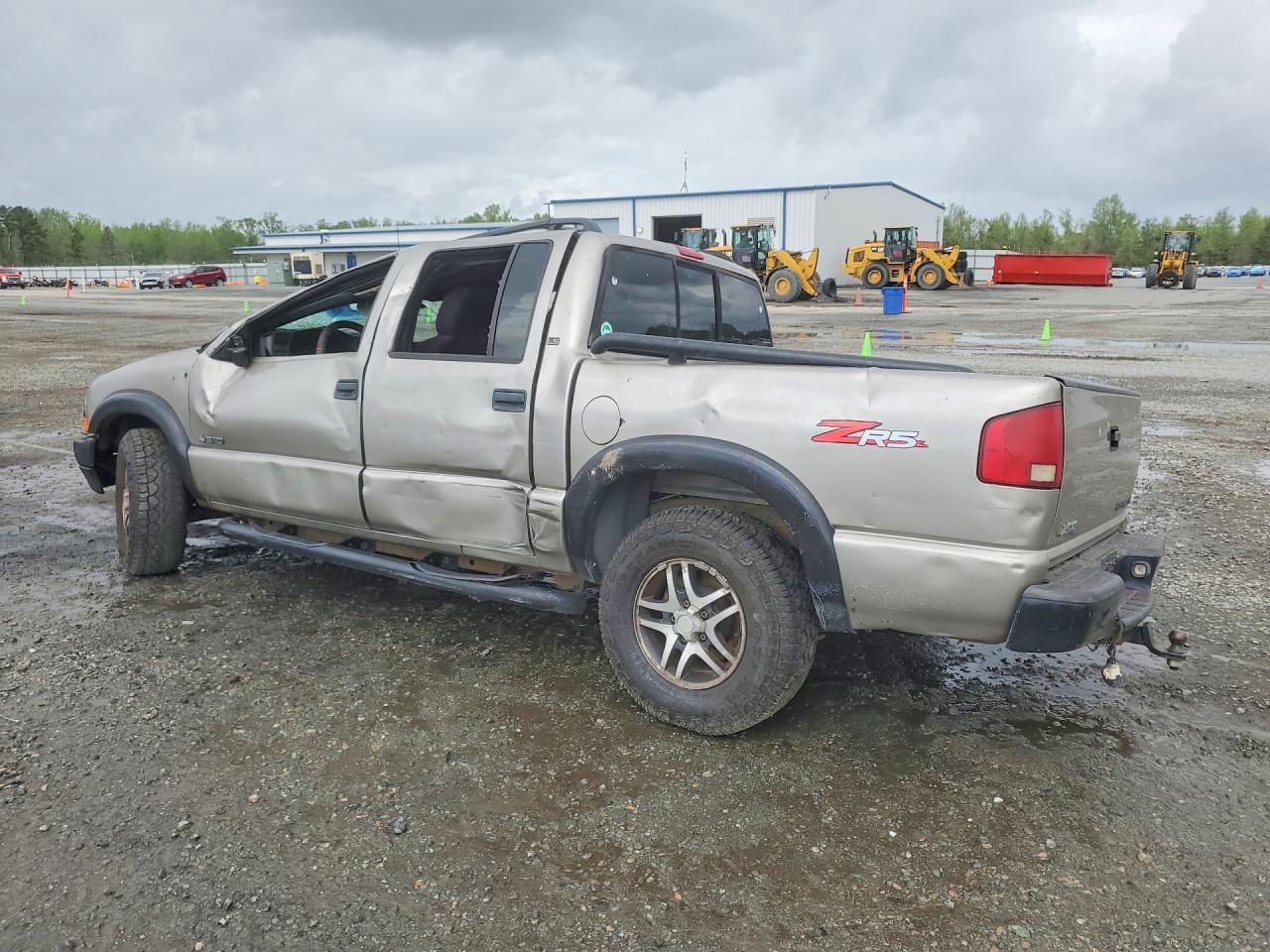 2003 CHEV S10 VIN 1GCDT13X53K123860 photo 2